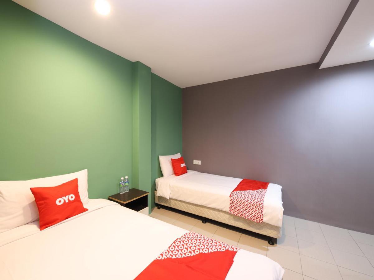 Oyo 89688 Alor Street Hotel Kuala Lumpur Exterior foto