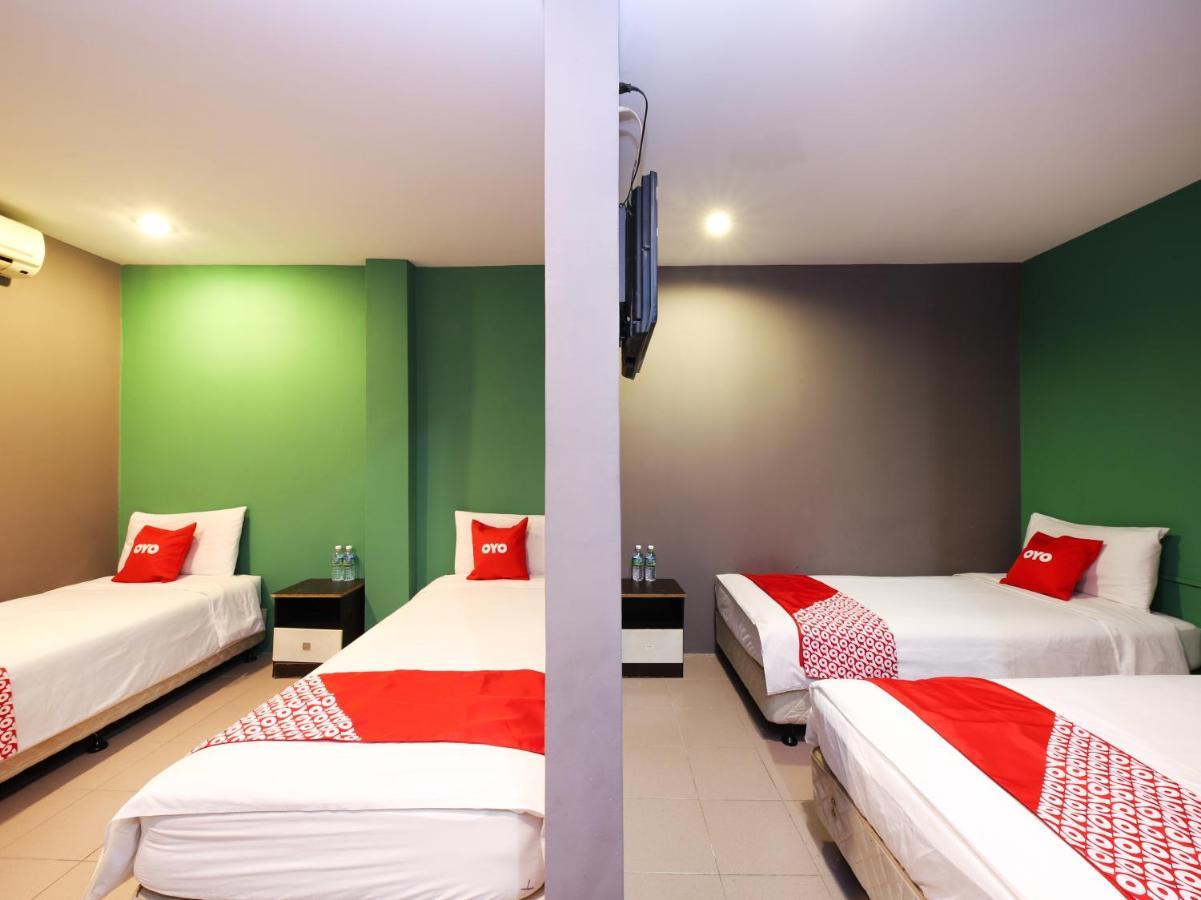 Oyo 89688 Alor Street Hotel Kuala Lumpur Exterior foto